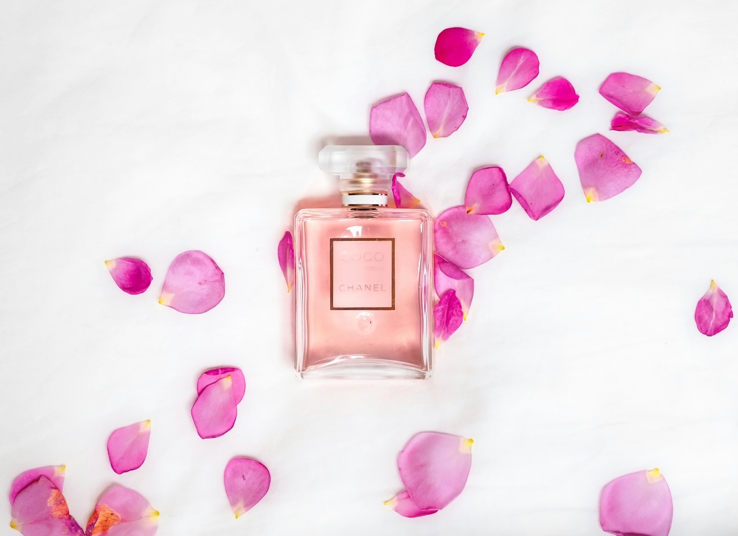 Como encontrar sua fragrância botânica ideal